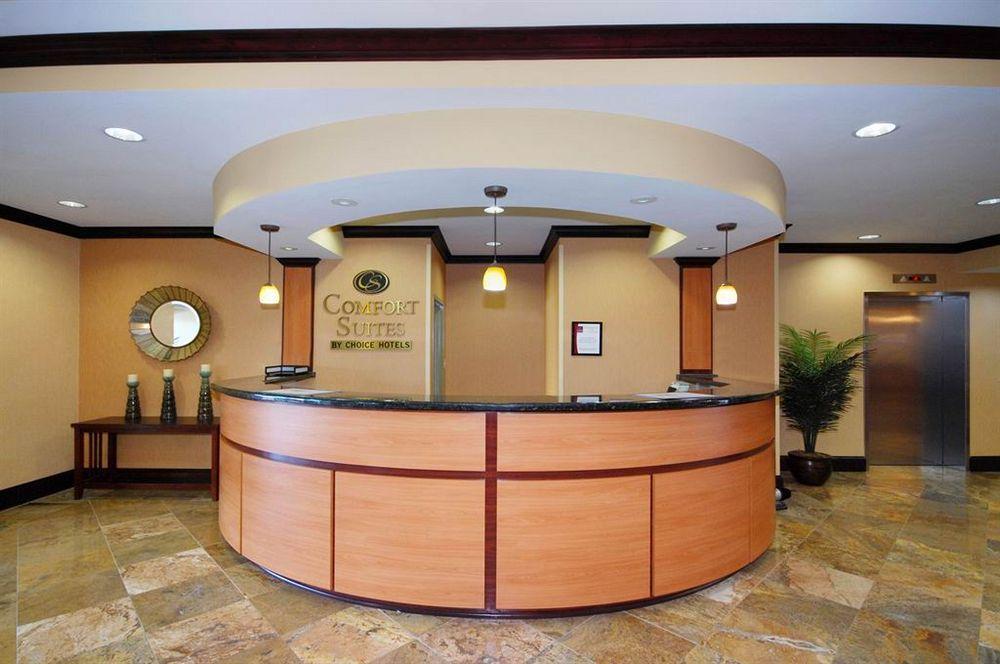 Comfort Hotel 3*