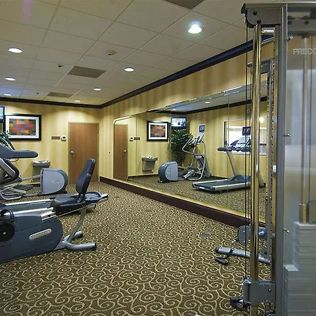 Comfort Suites 