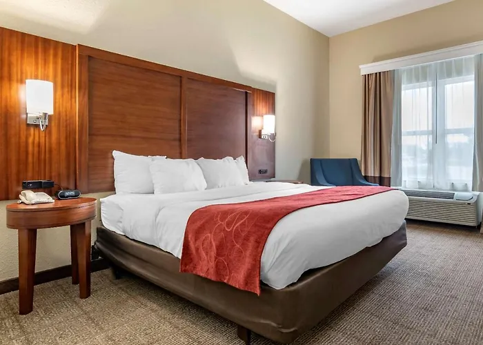 Comfort Suites